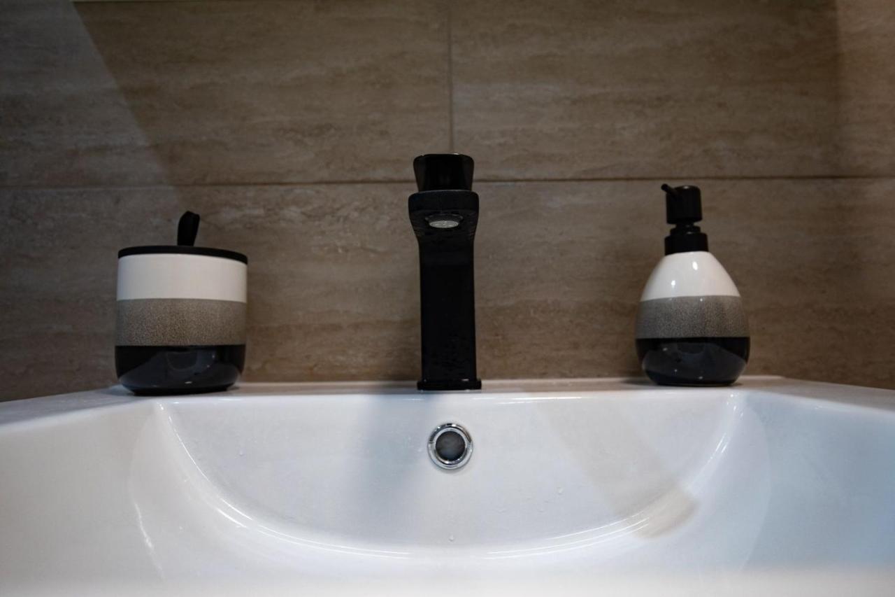Apartament Natalia Tirgu Ocna Luaran gambar